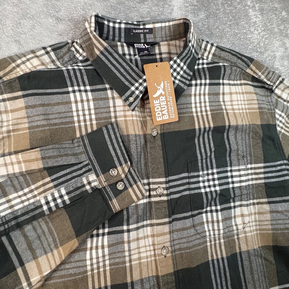 Eddie Bauer Men's 2XL NWT Green Tan Plaid Flannel LS Button Up Shirt